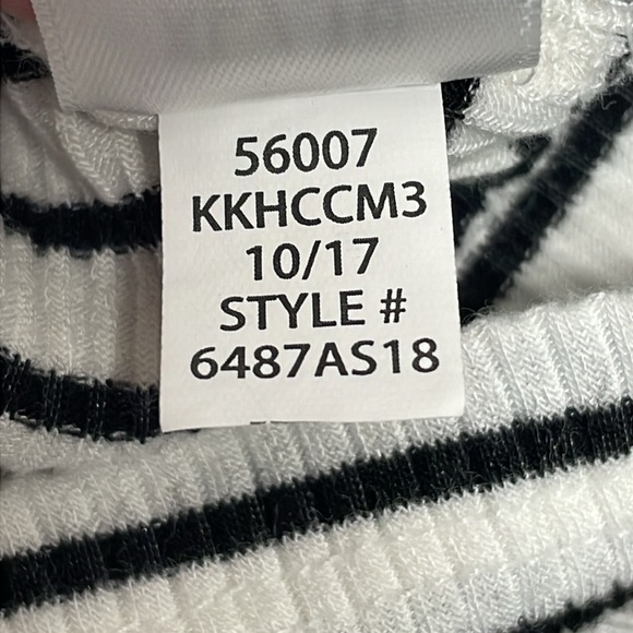 Aeropostale Long Sleeve Off The Shoulder Ribbed Knit Striped Top XL - Picture 12 of 15